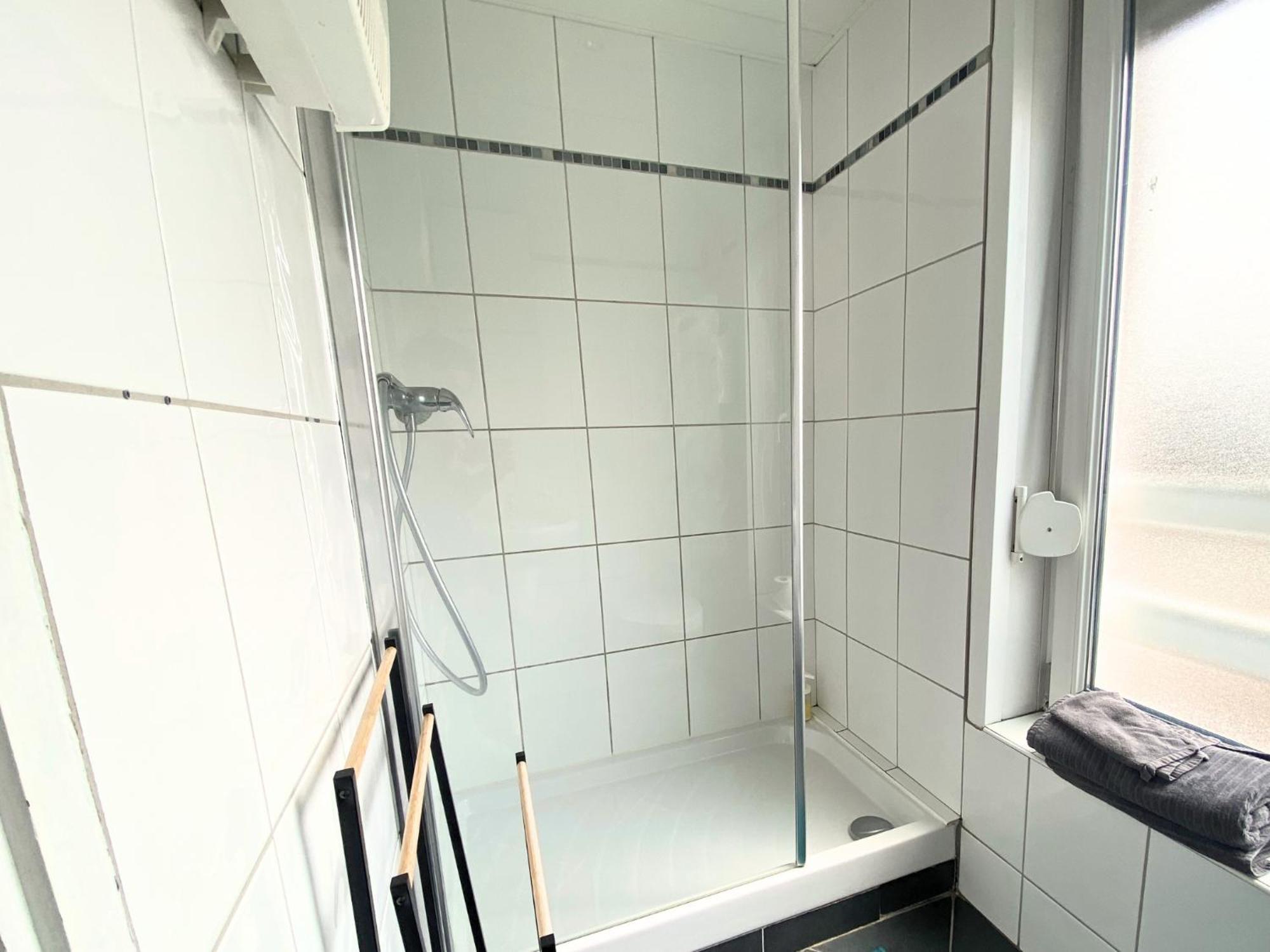 Studios & Appartements Confortables Au Centre De Bourbourg - Gare A Proximite 布尔堡 客房 照片